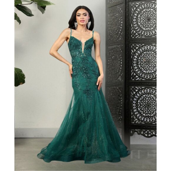 Hunter Green Evening LongV-Neck Sleeveless Trumpet Dress By Royal Queen RQ8039